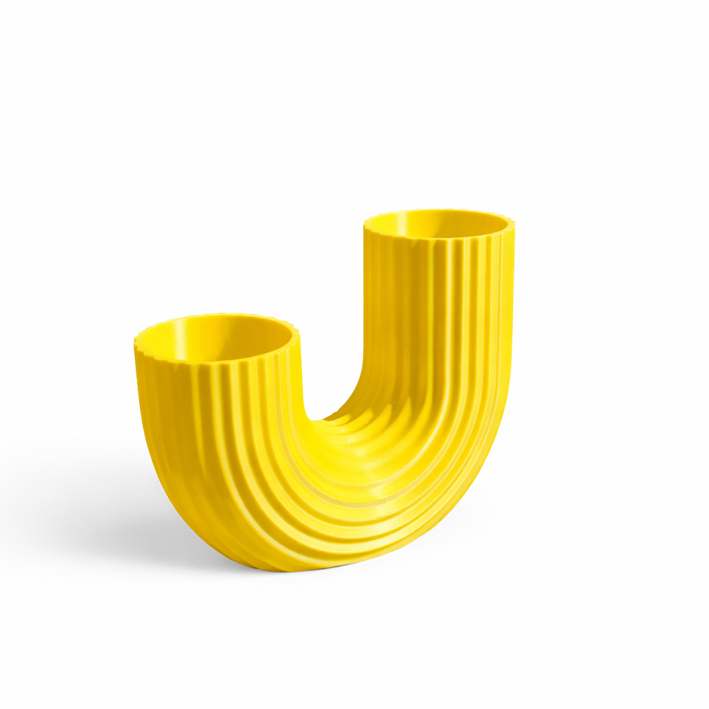U-Shaped Fluted Pen Stand 3D Printed – Desk Lifestyle Setup – LAYER 3D
